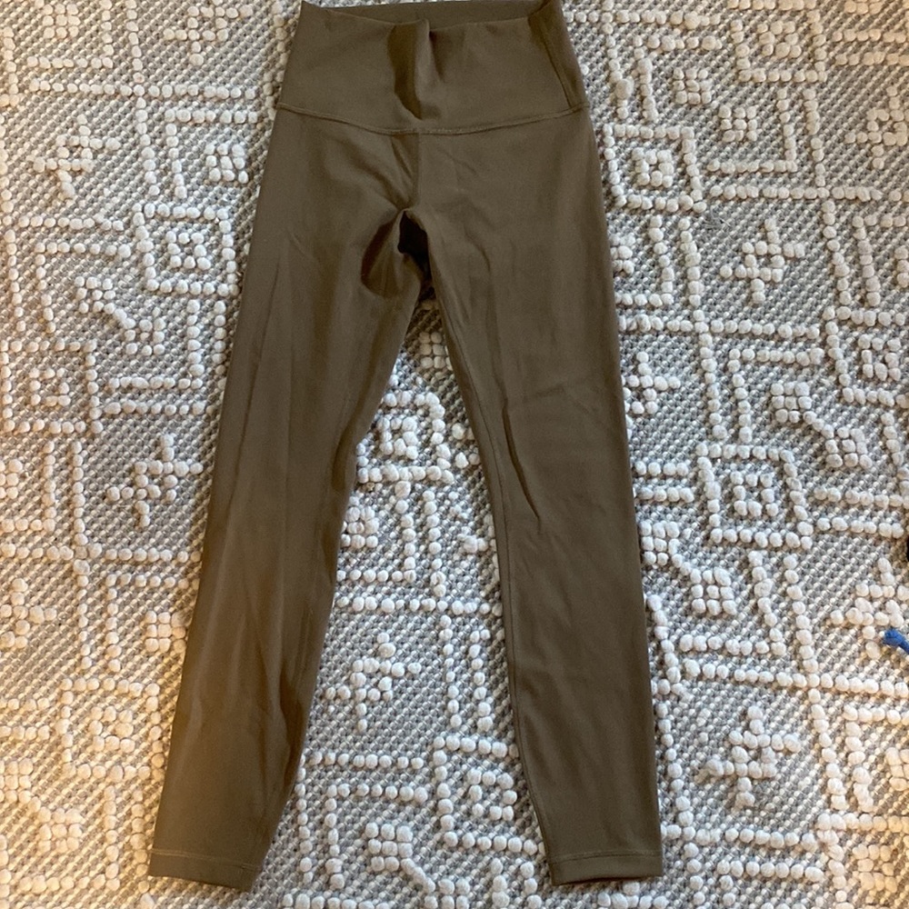 Lululemon leggings